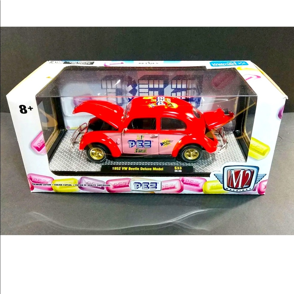 M2 Machines 1952 VW BEETLE DELUXE Model PEZ 1/24 Scale